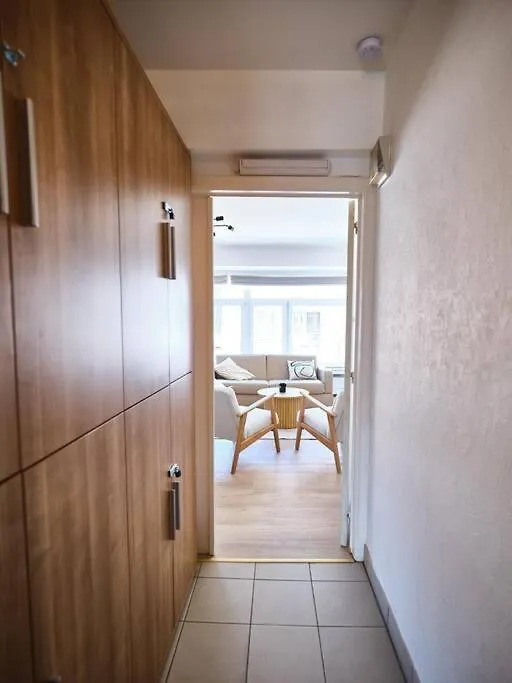 Hugo By The Harbor, Light-Filled And Centrally Located Apartment - Free Parking 오스텐드 0*,  벨기에
